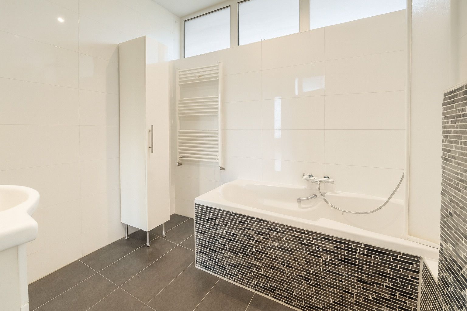 Foto 12 van Lou Jansenplein 45-1