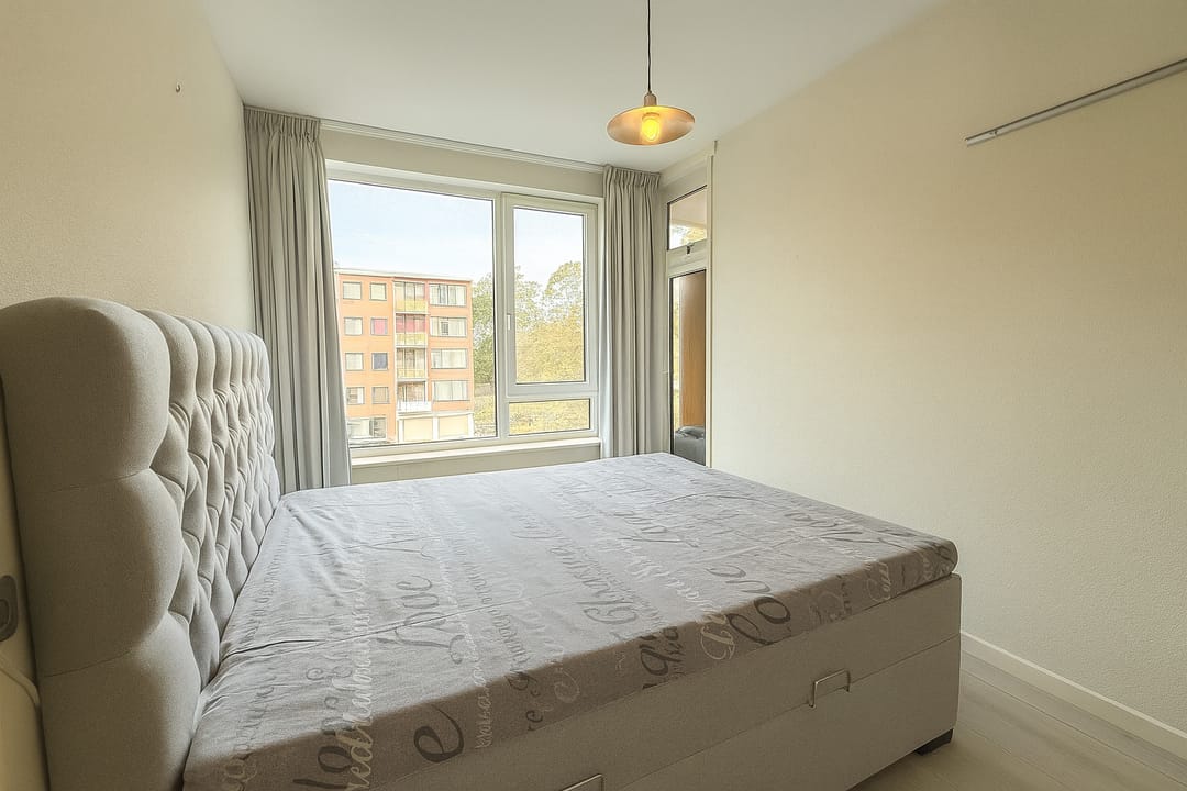 Foto 17 van Lou Jansenplein 45-1