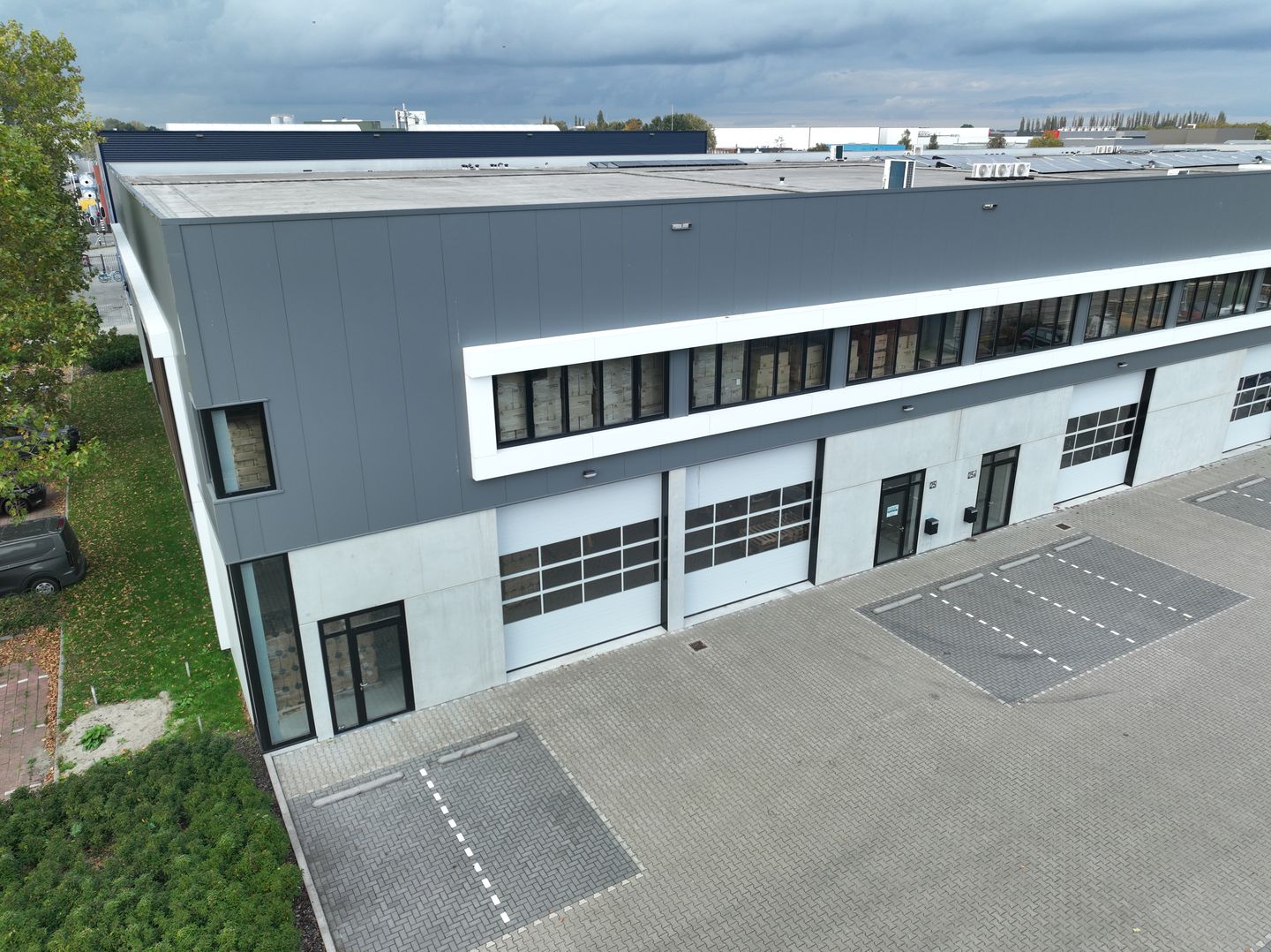 View photo 1 of Nijverheidsstraat 25