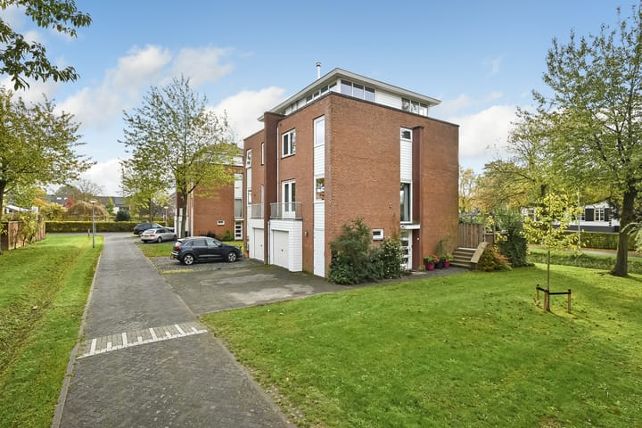 Photo 5 of Lage Riem 8