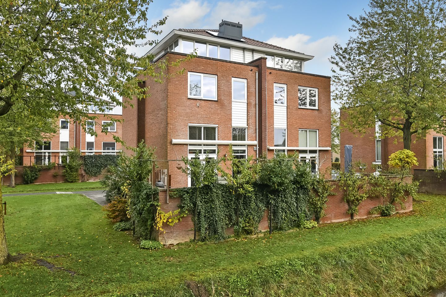 Foto 44 van Lage Riem 8