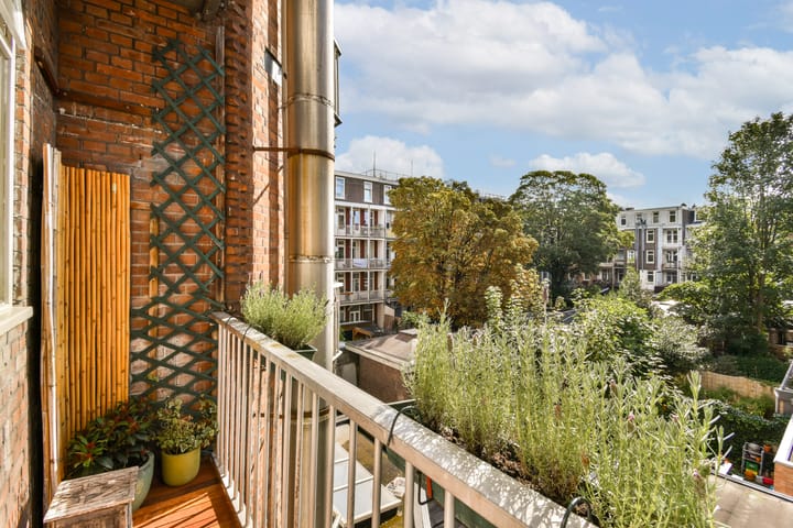 Photo 10 of Jan Hanzenstraat 17-2