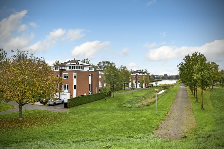 Photo 50 of Lage Riem 8