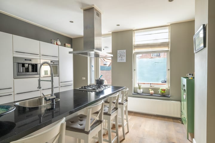 Photo 14 of Boven Nieuwstraat 99-01