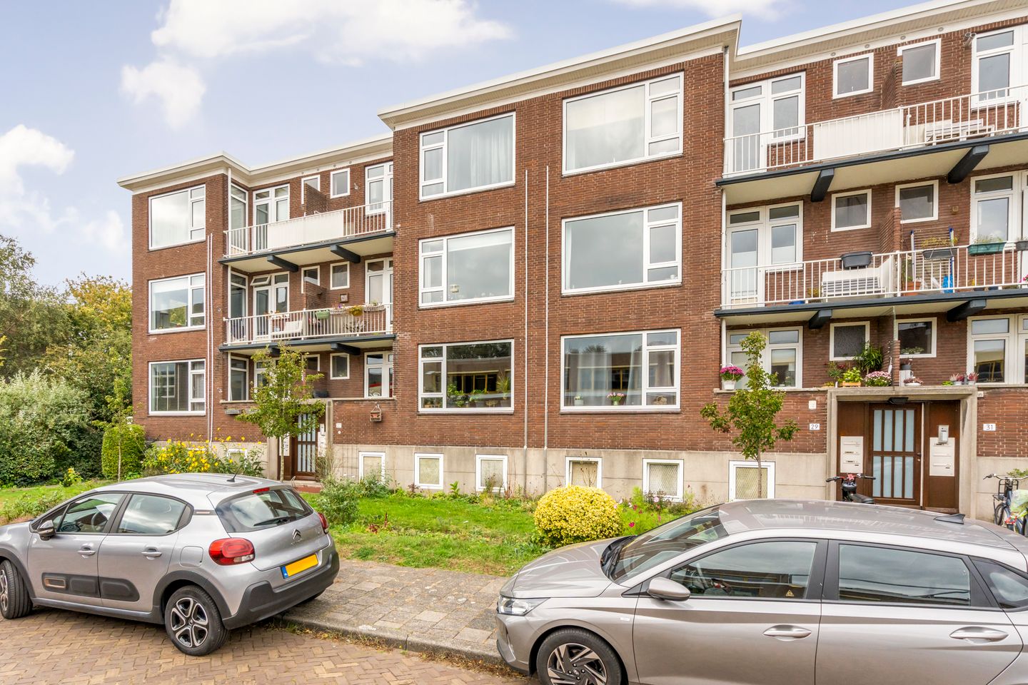 Photo 1 of Johan de Meesterstraat 27-A