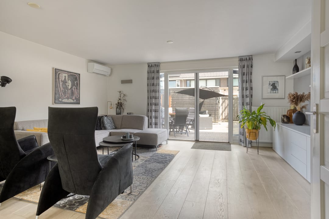 Foto 7 van Dotterbloem 16