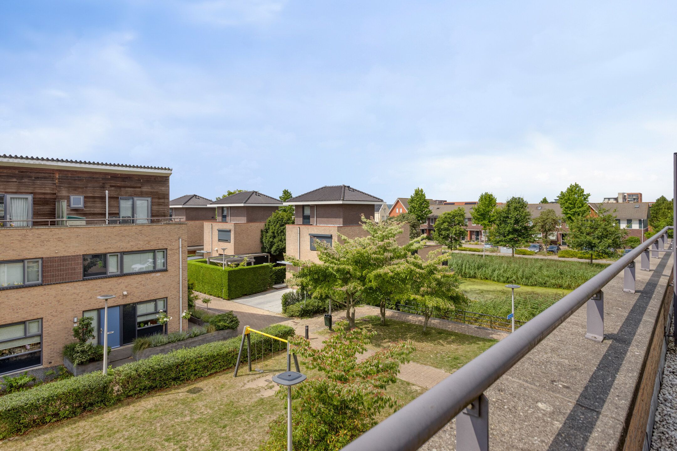 Foto 21 van Dotterbloem 16