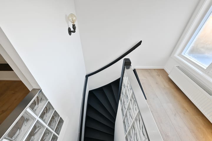 Foto 18 van Hondiusstraat 2-D