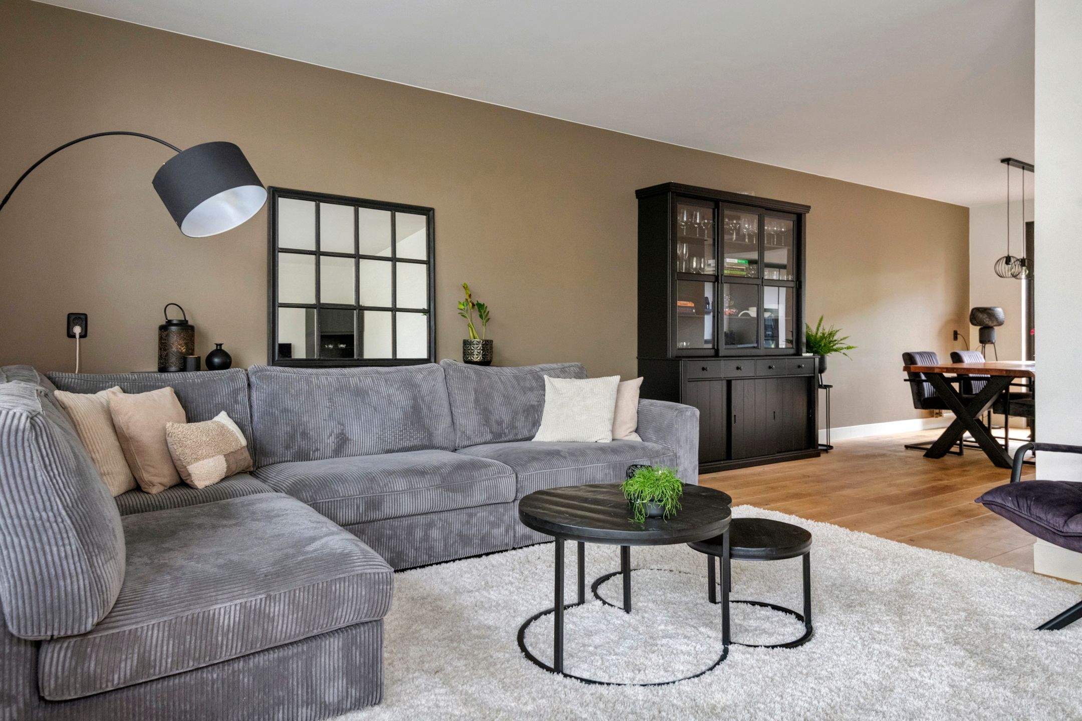 Photo 12 of Laan 1940-1945 105