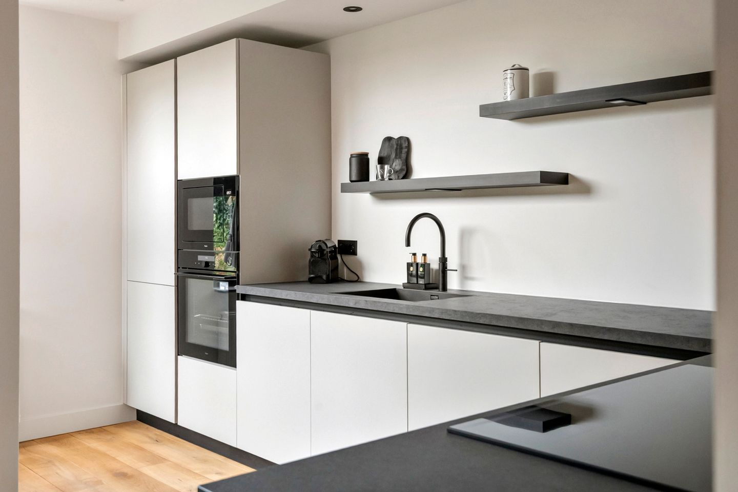 Photo 20 of Laan 1940-1945 105