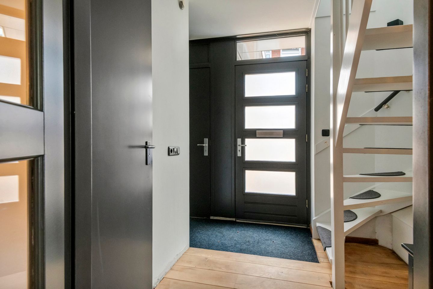 Photo 34 of Laan 1940-1945 105