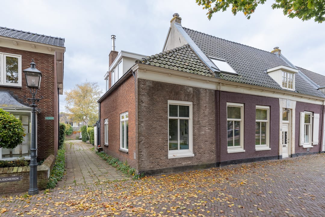 Photo 1 of Voorstraat 21