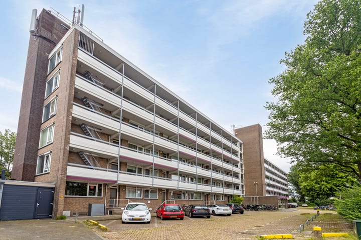 Mr. F.A. van Hallweg 50