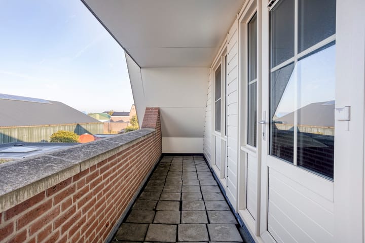 Photo 15 of Zuideinde 36-A