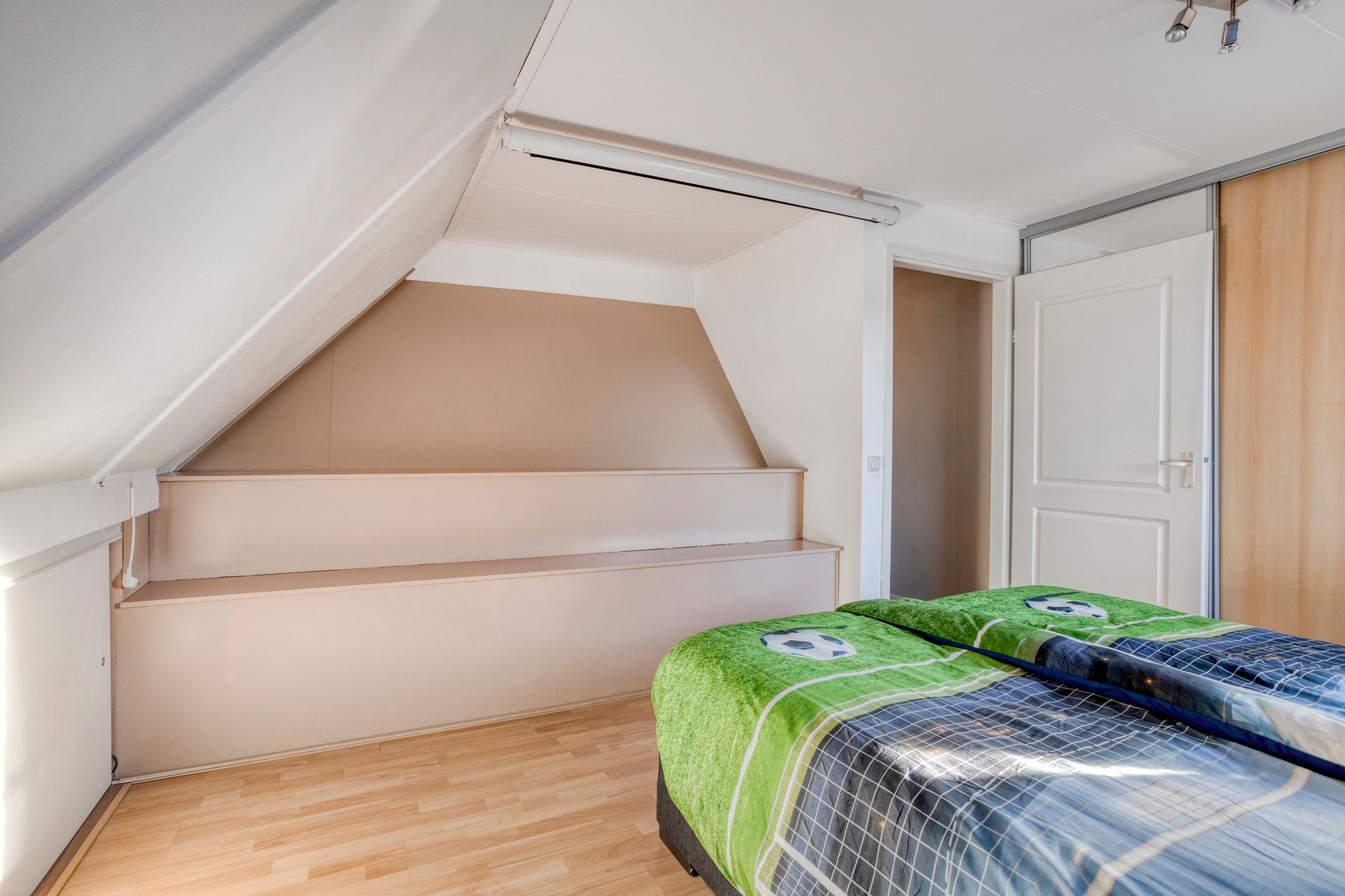 Foto 18 van Zuideinde 36-A