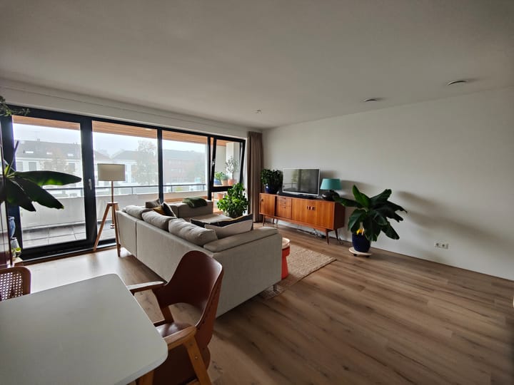 Foto 3 van Jansbuitensingel 20-21