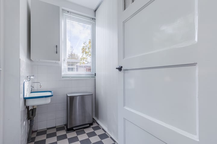 Photo 17 of Nuhout van der Veenstraat 15