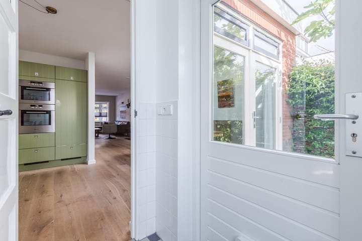 Photo 18 of Nuhout van der Veenstraat 15