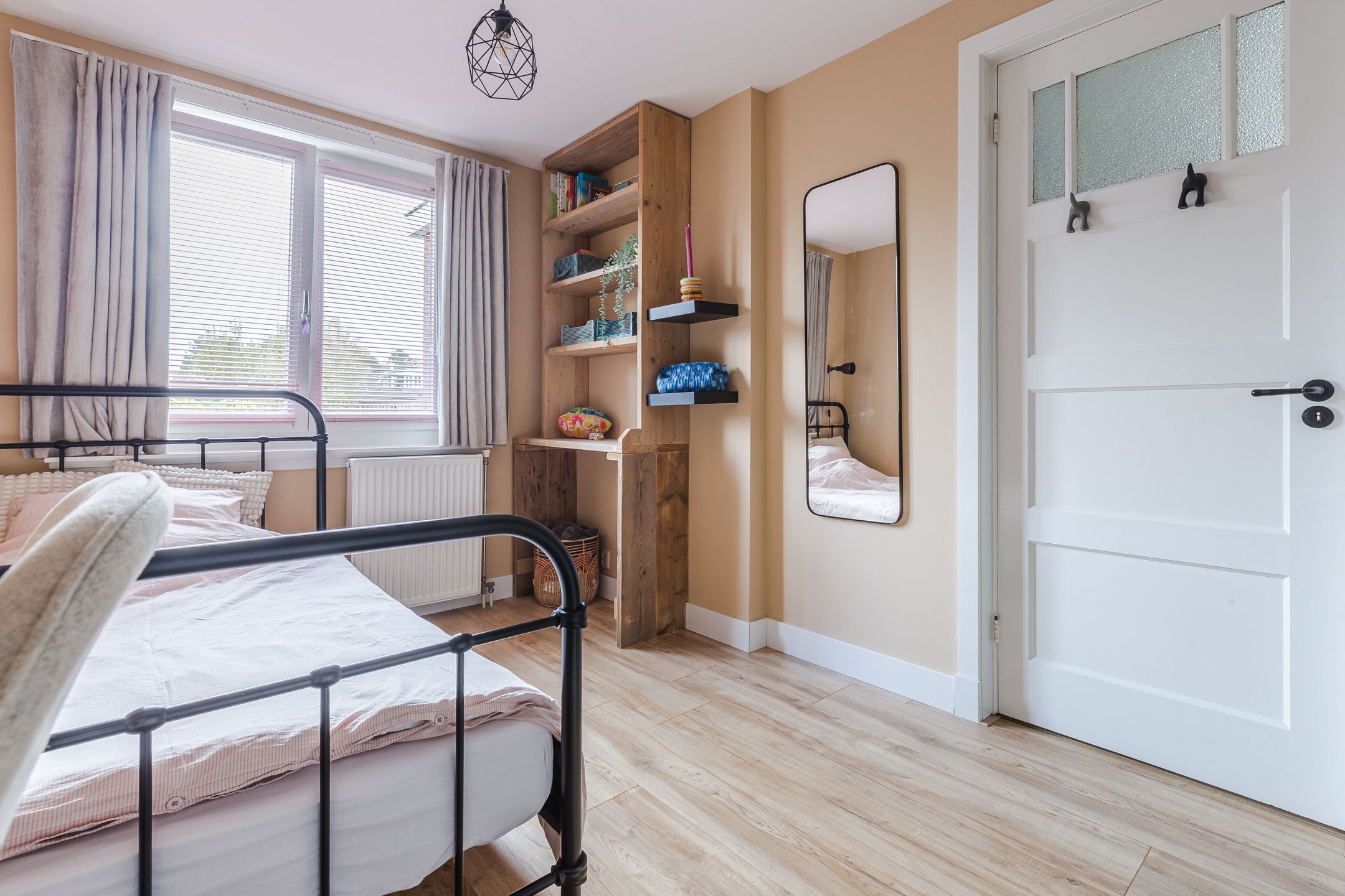 Photo 24 of Nuhout van der Veenstraat 15