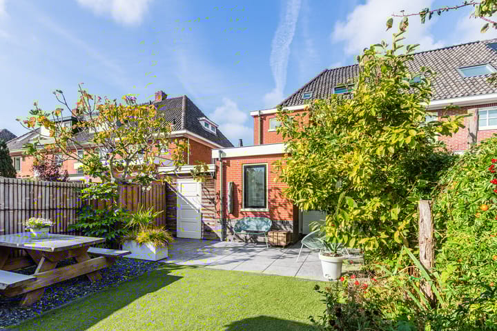 Photo 34 of Nuhout van der Veenstraat 15