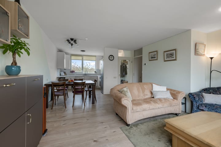 Foto 2 van Bezembinder 56