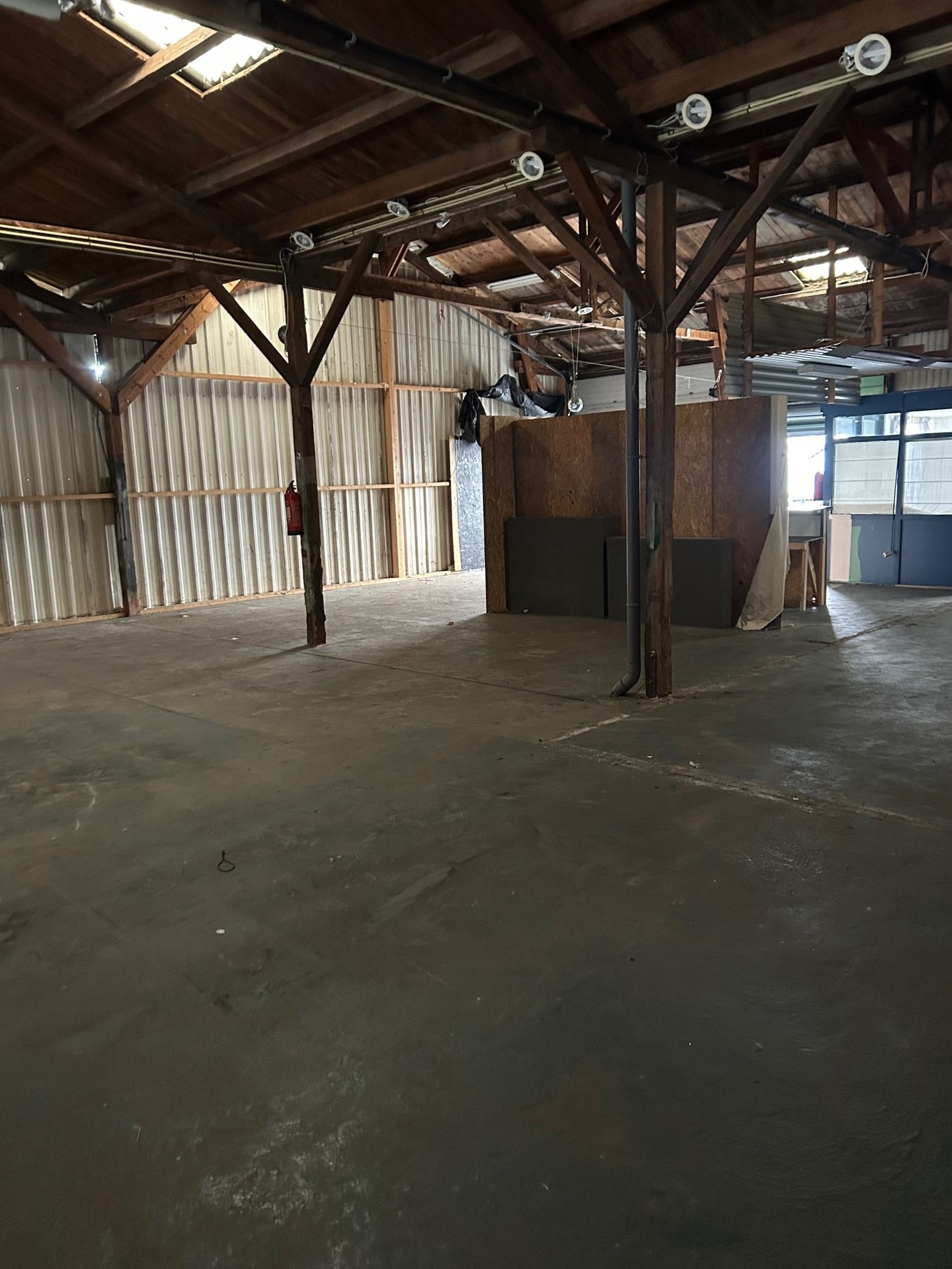 View photo 5 of Meubelweg 2-E