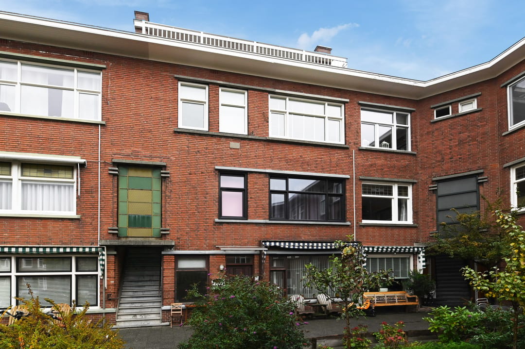 Photo 1 of Perenstraat 43