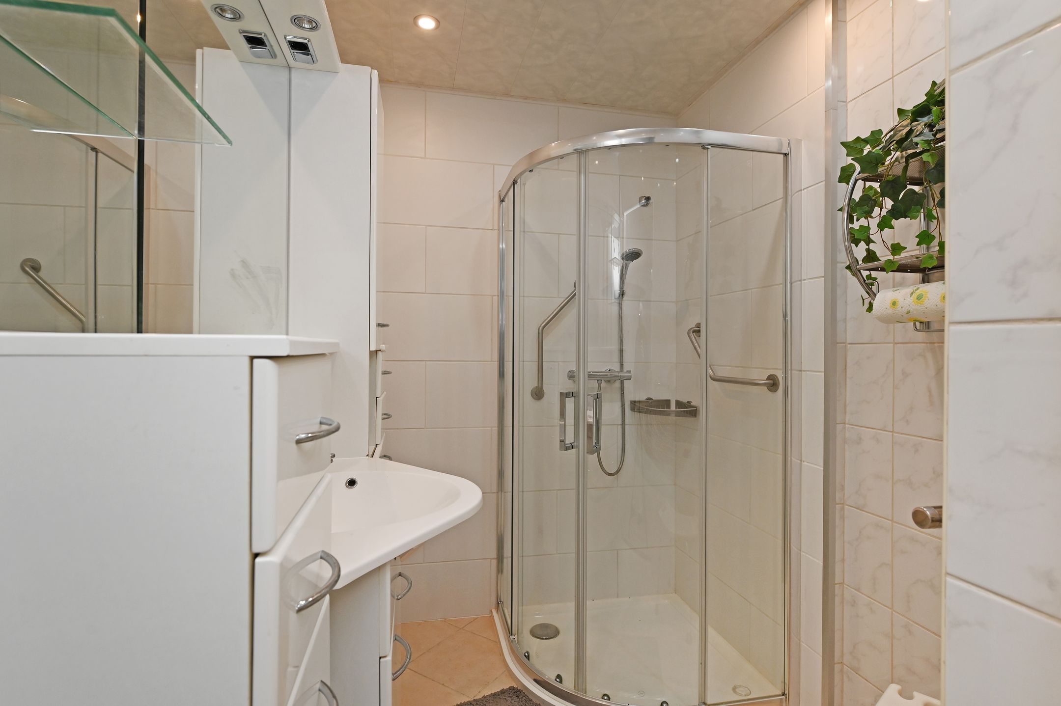Photo 15 of Perenstraat 43
