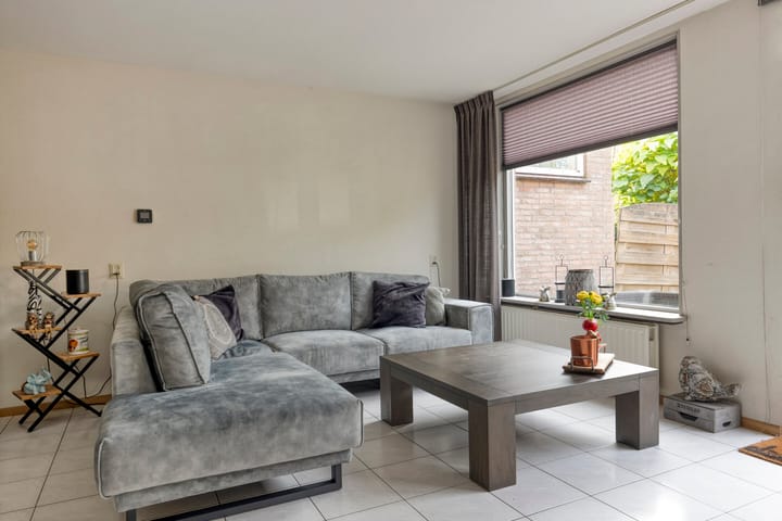 Foto 2 van Grootzeil 5