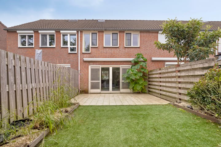 Photo 32 of Bereklauw 106