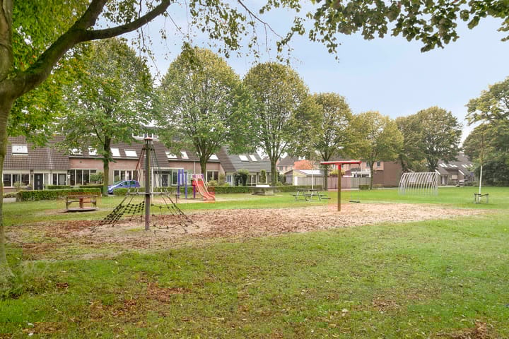 Photo 33 of Bereklauw 106