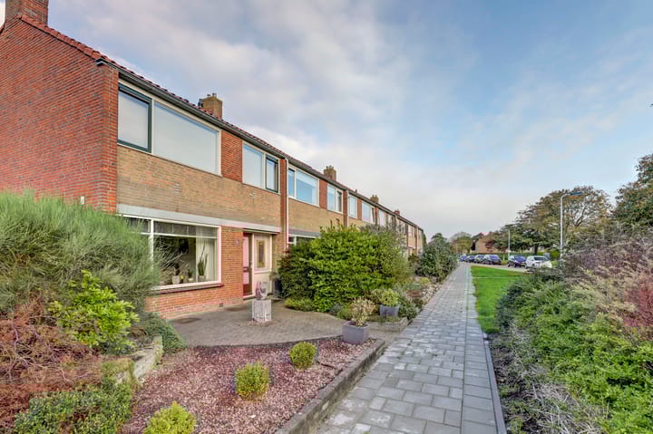 Foto 32 van Jonkheer A.F. de Savornin Lohmanstraat 32