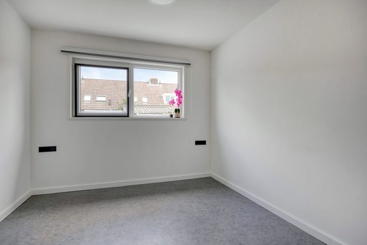 Foto 17 van Van den Elsenstraat 8