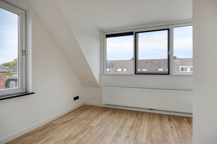 Foto 21 van Van den Elsenstraat 8