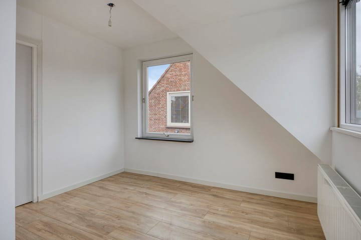 Foto 22 van Van den Elsenstraat 8