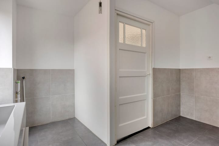 Foto 27 van Van den Elsenstraat 8