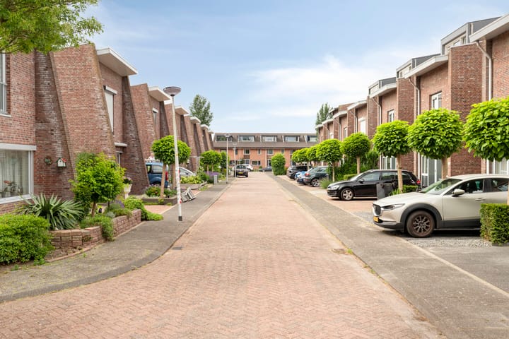 Photo 5 of Oltmansstraat 17