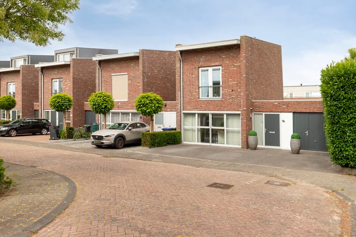 Photo 6 of Oltmansstraat 17