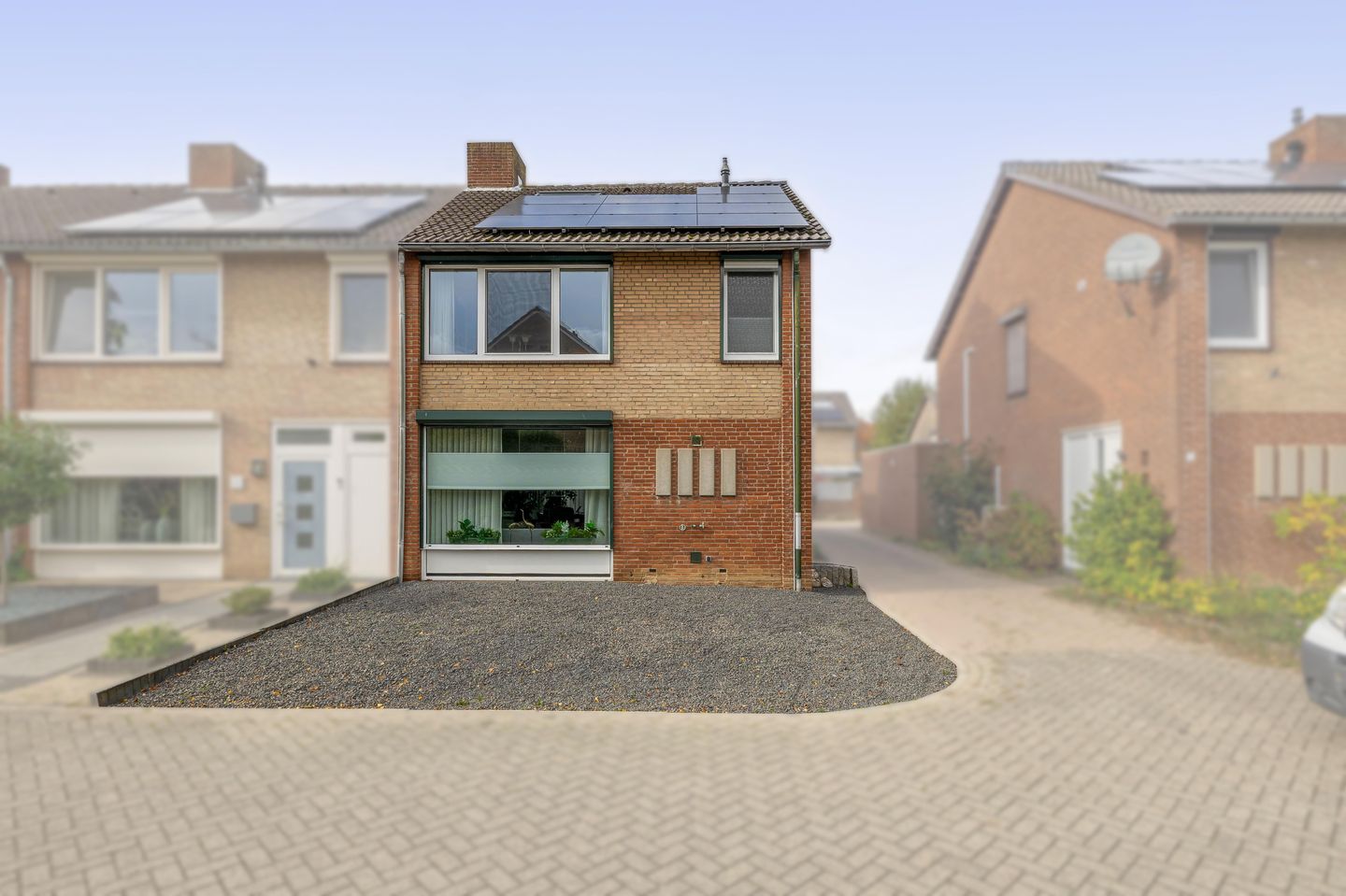 Photo 1 of Leijgraaf 10