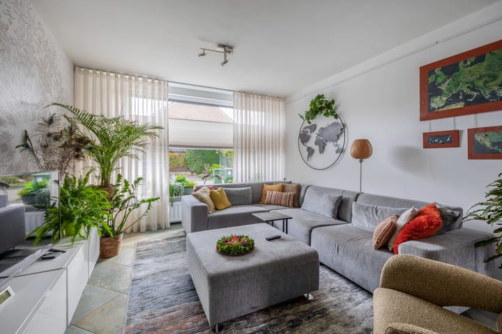 Photo 3 of Leijgraaf 10