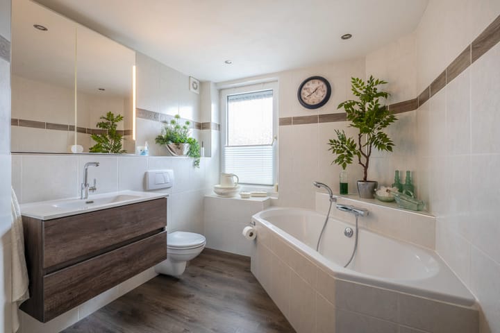 Photo 18 of Leijgraaf 10