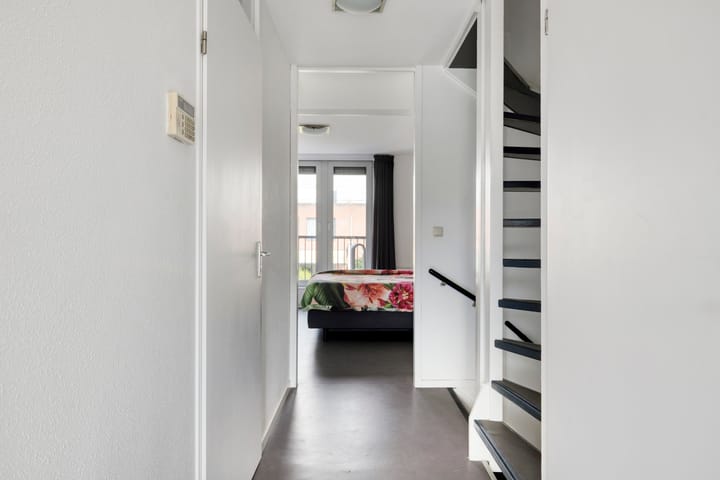 Photo 34 of Oltmansstraat 17