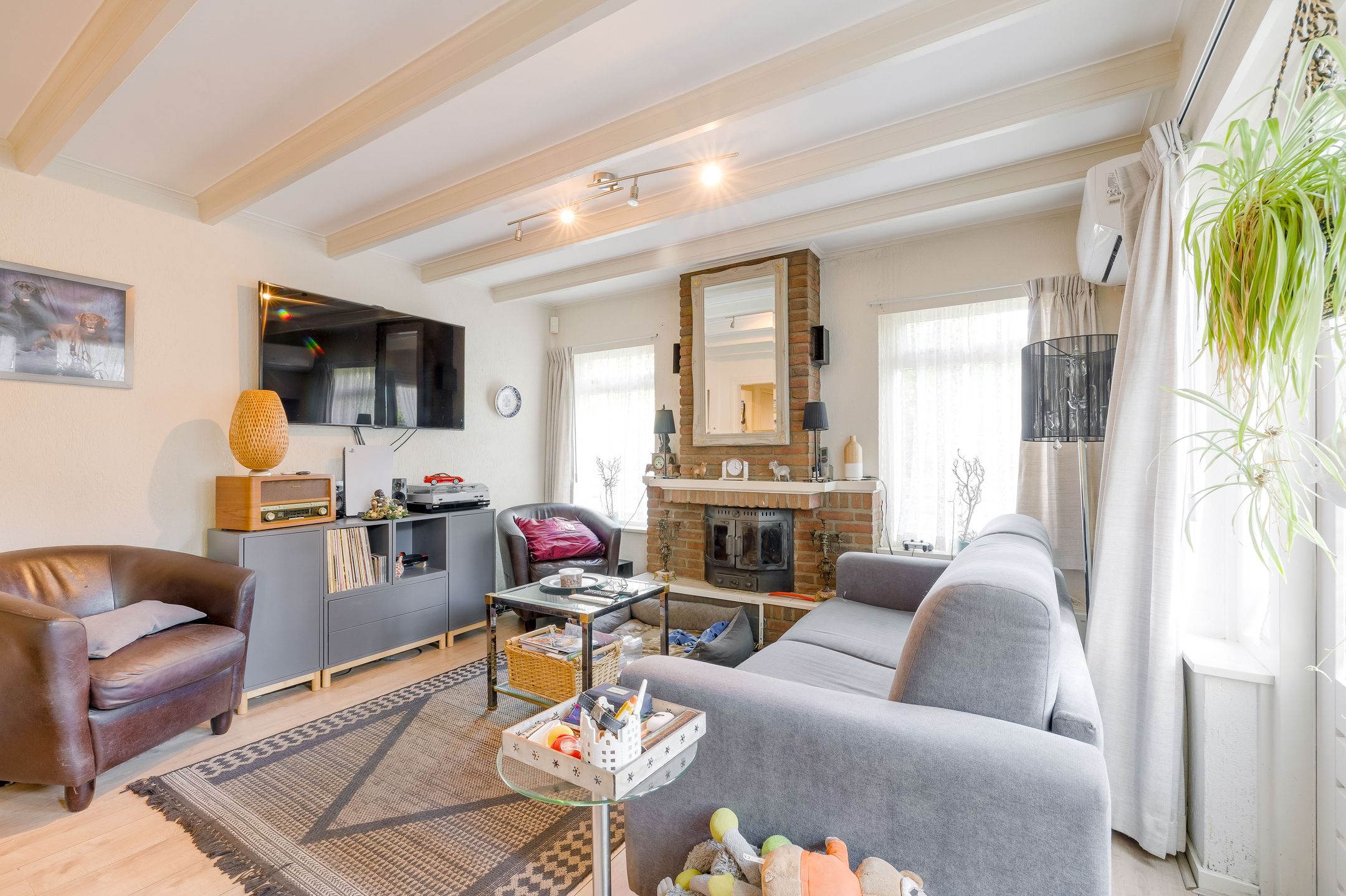 Foto 9 van Parallelweg 26-92