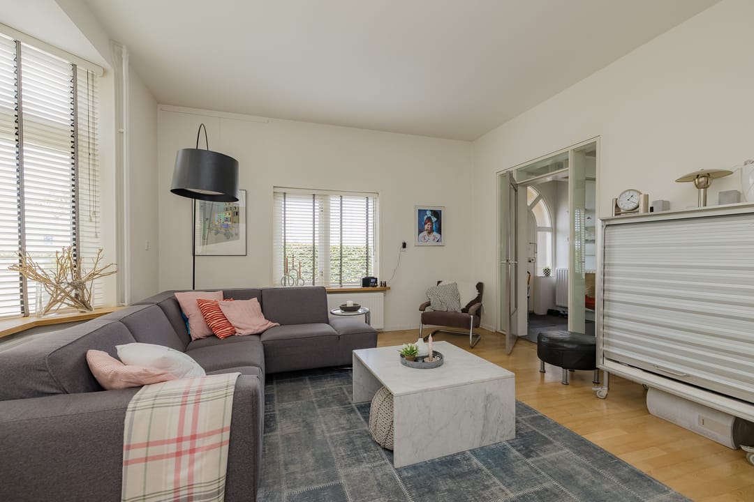 Photo 11 of Stationsweg 91