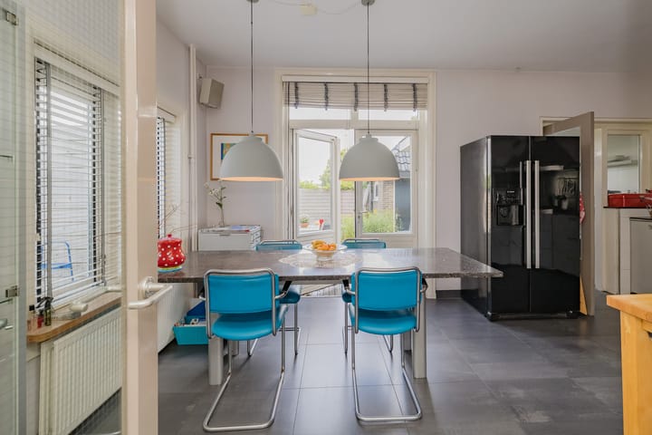 Photo 14 of Stationsweg 91