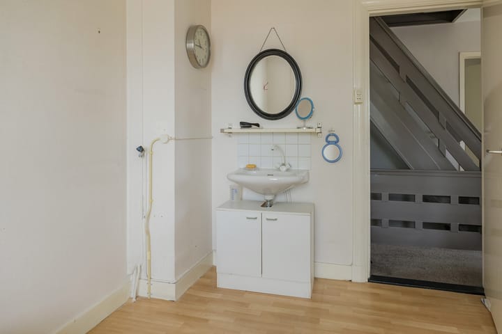 Photo 34 of Stationsweg 91