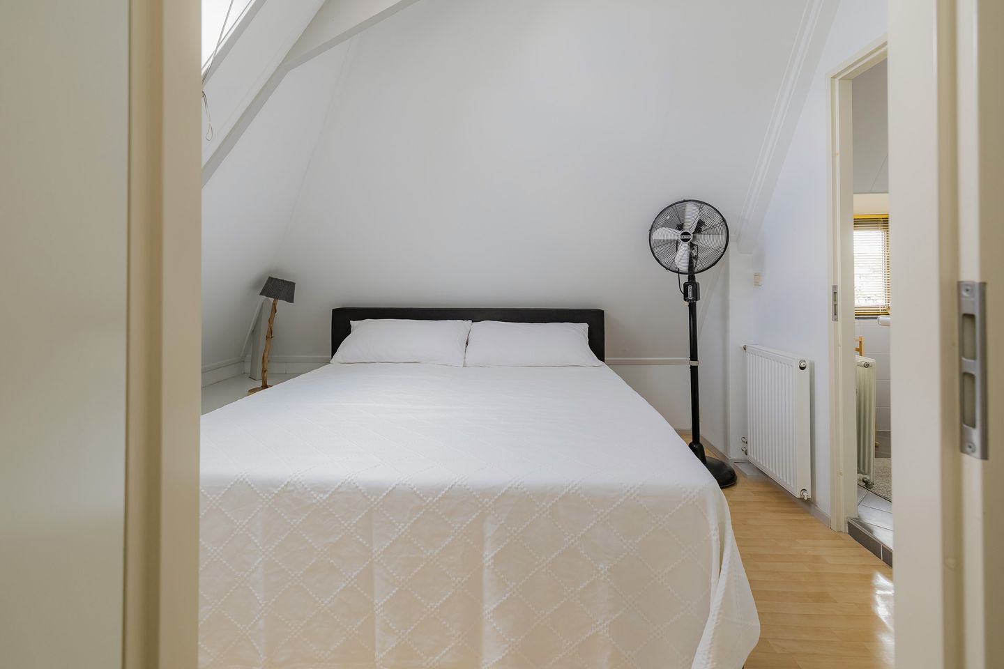 Photo 44 of Stationsweg 91