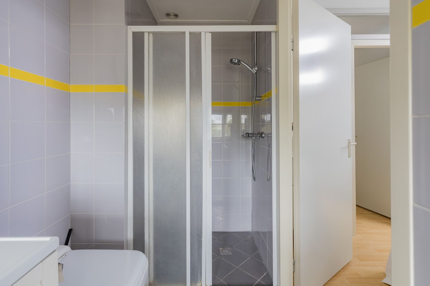 Photo 49 of Stationsweg 91