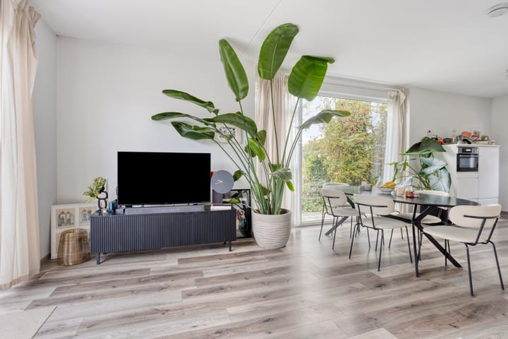 Foto 11 van Bredeweg 471