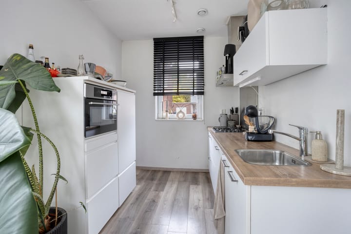 Foto 13 van Bredeweg 471